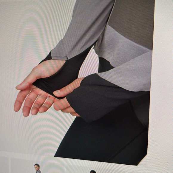 On Weather Performance Shirt in Fossil | Rock   *NWOT - Picture 13 of 15